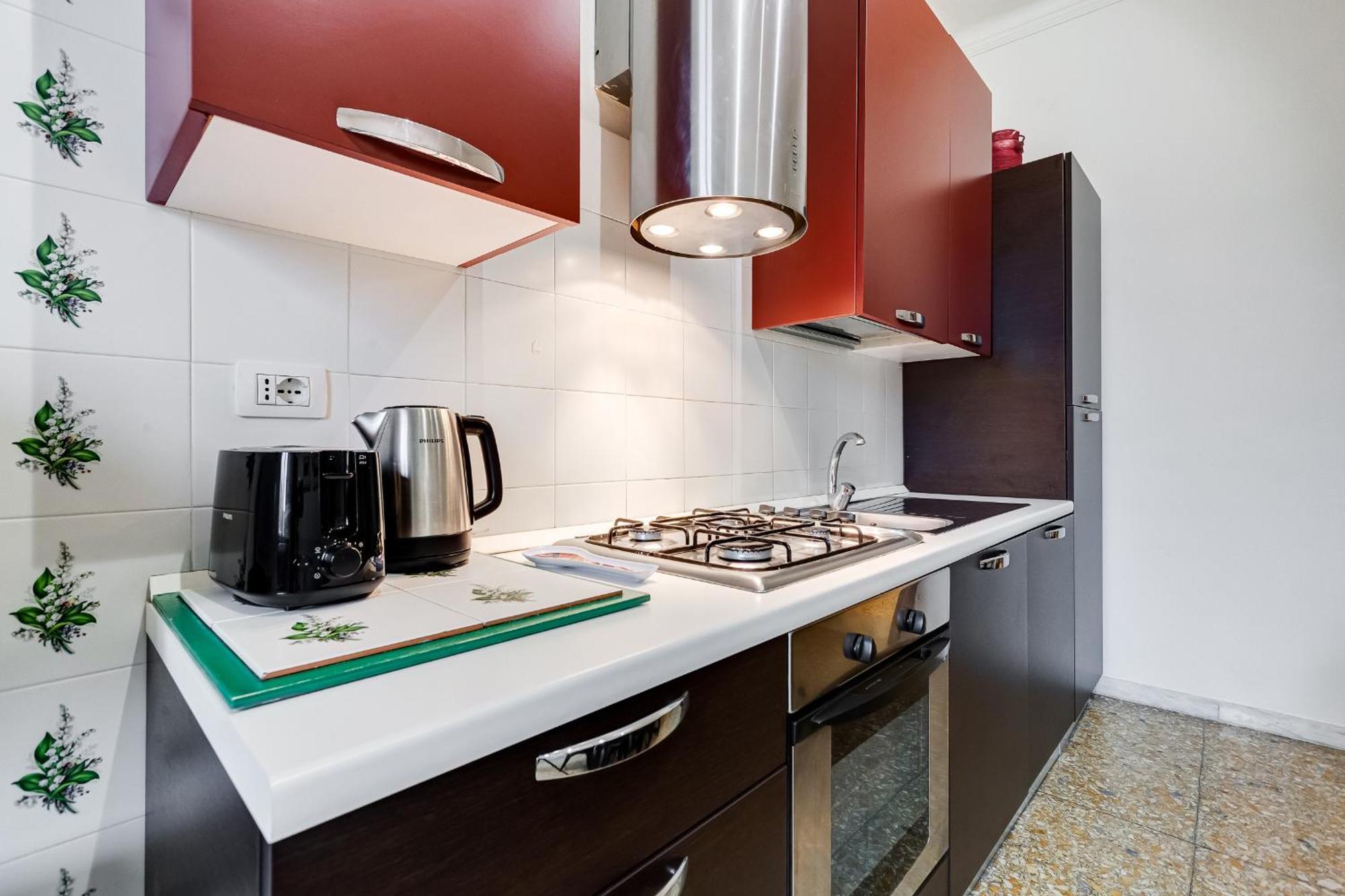 Vivilo Collection - San Vito View Apartment - 3 Bdr 2 Baths Рим Екстериор снимка