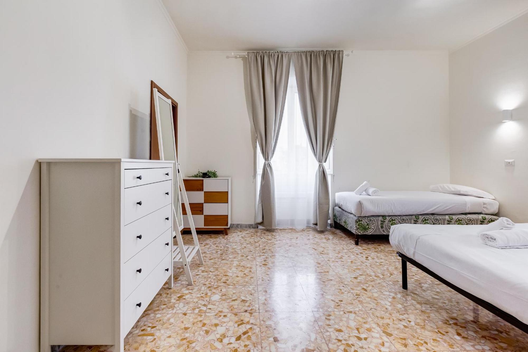 Vivilo Collection - San Vito View Apartment - 3 Bdr 2 Baths Рим Екстериор снимка