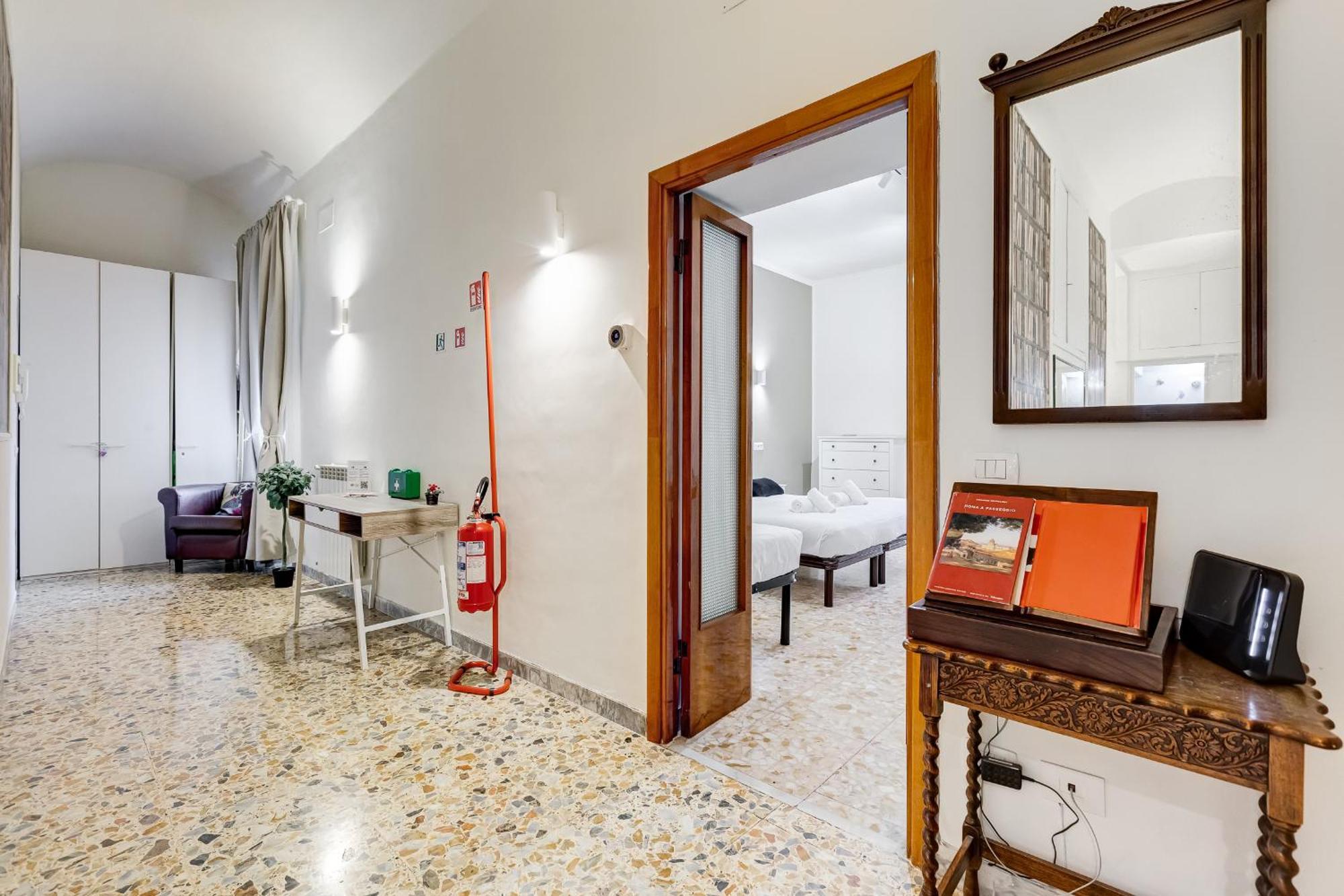 Vivilo Collection - San Vito View Apartment - 3 Bdr 2 Baths Рим Екстериор снимка