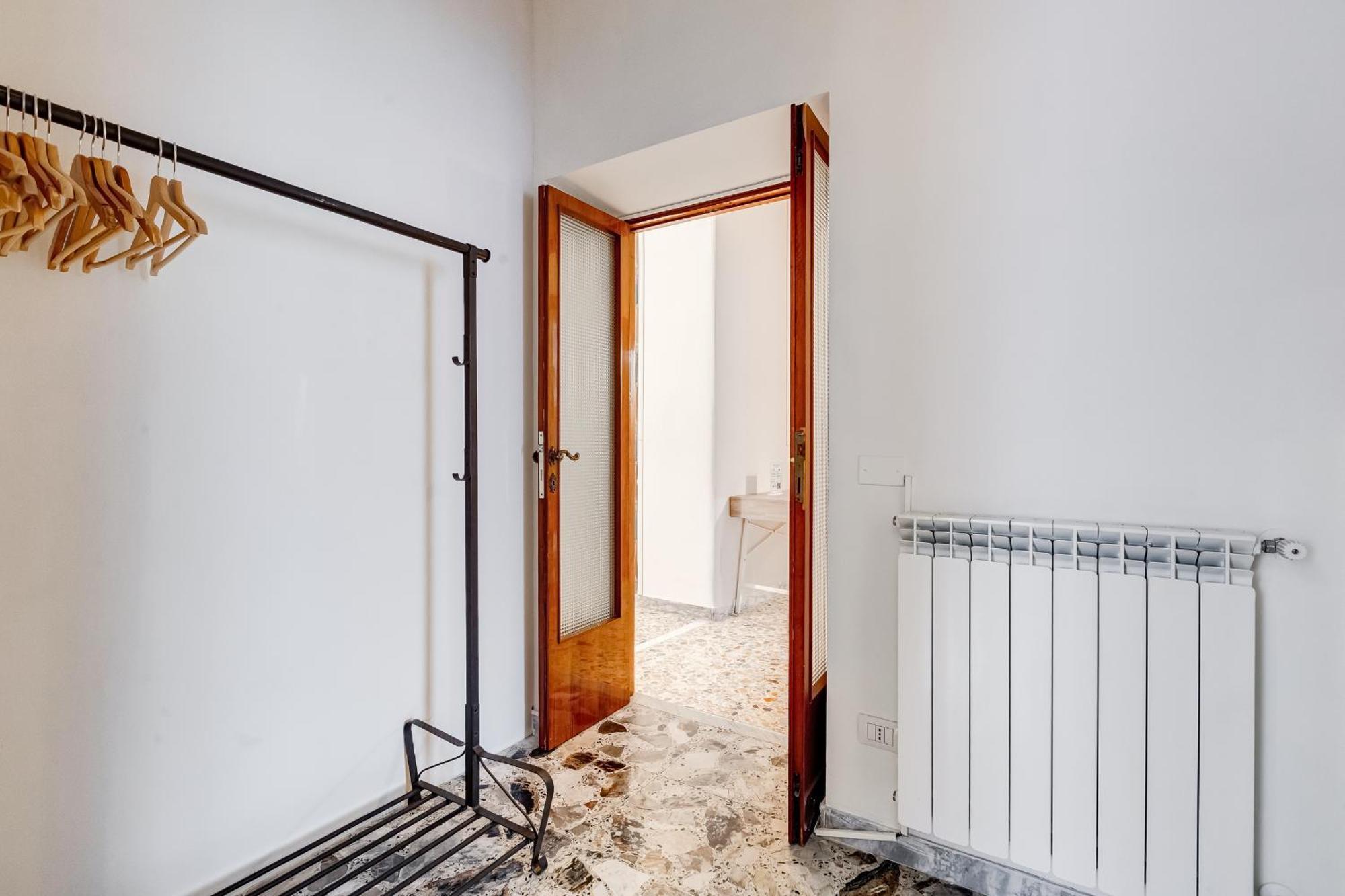 Vivilo Collection - San Vito View Apartment - 3 Bdr 2 Baths Рим Екстериор снимка
